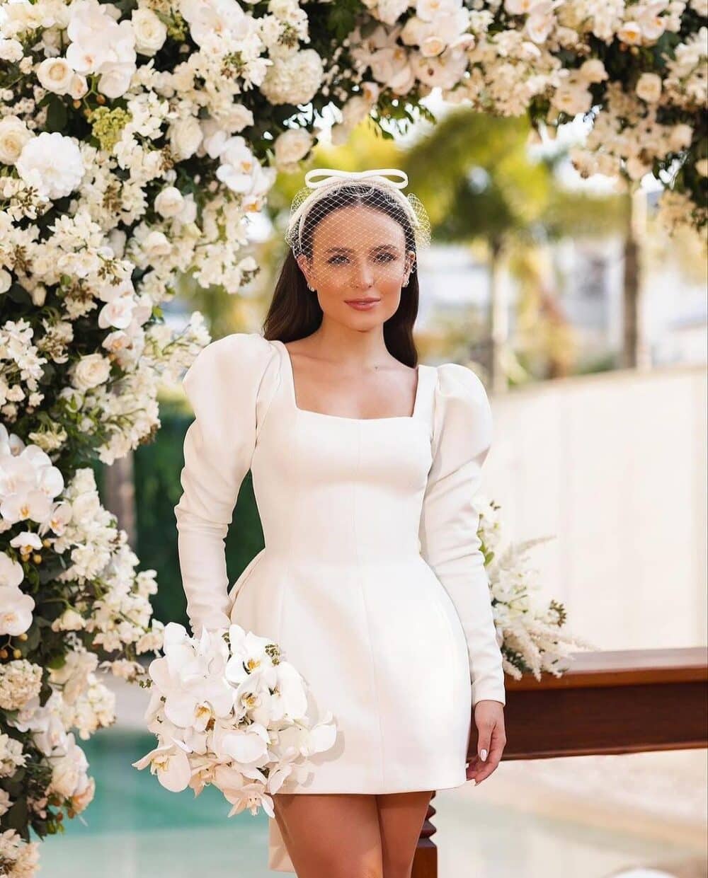 vestido de noiva curto - tendencia 2024