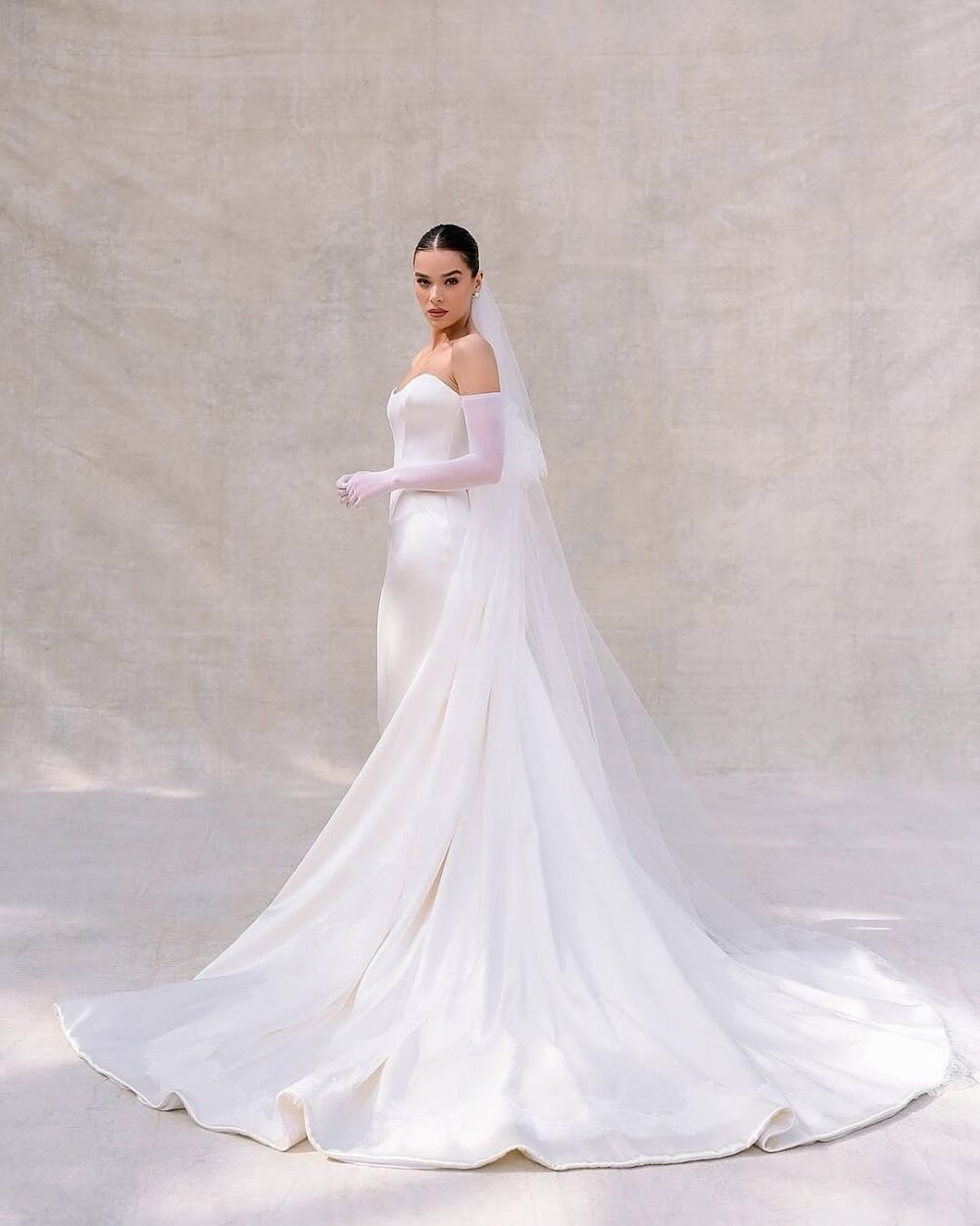 hailee steinfeld vestido de noiva
