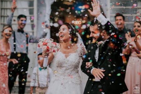 10 Motivos para você contratar fotógrafos e videomakers profissionais no seu casamento