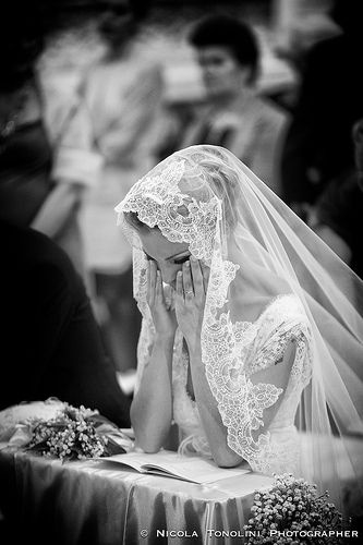  tradição noiva significado como usar mantilha casamento