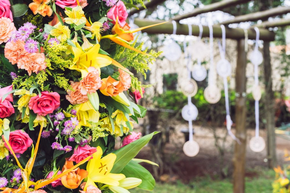 decoracao de casamento ao ar livre flores